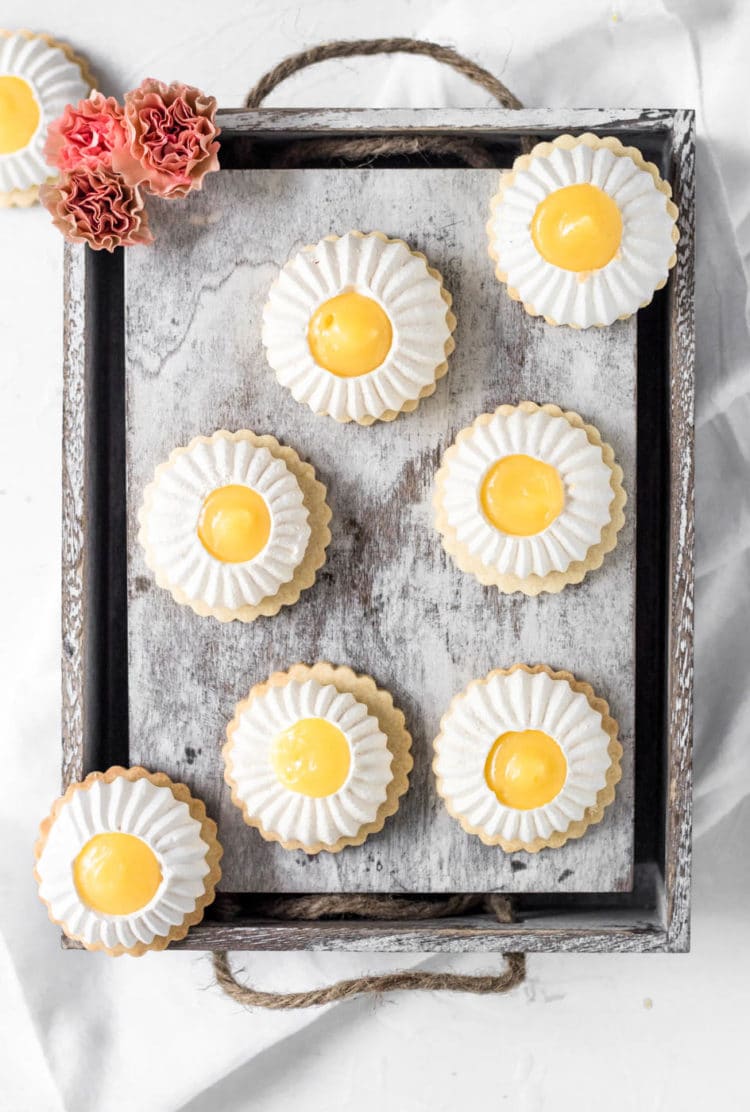 lemon meringue cookie tarts