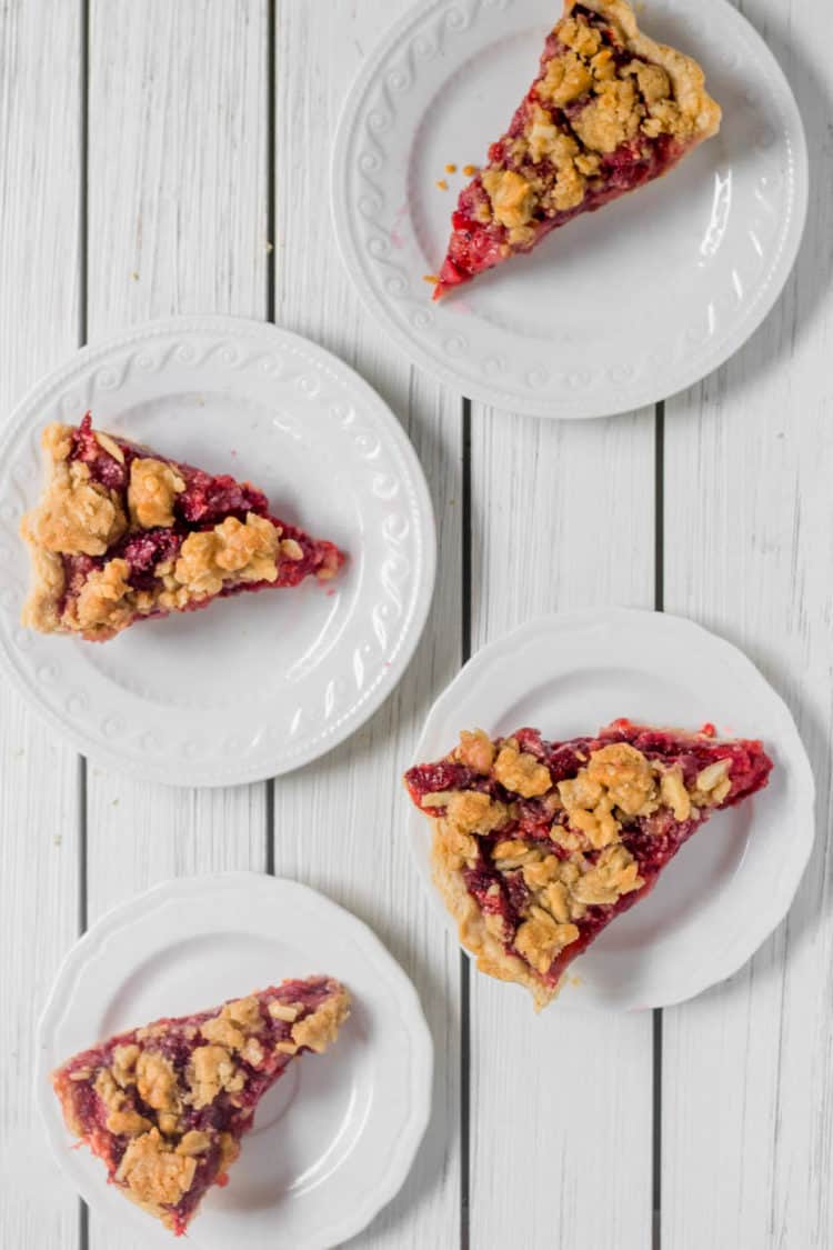 very berry streusel pie