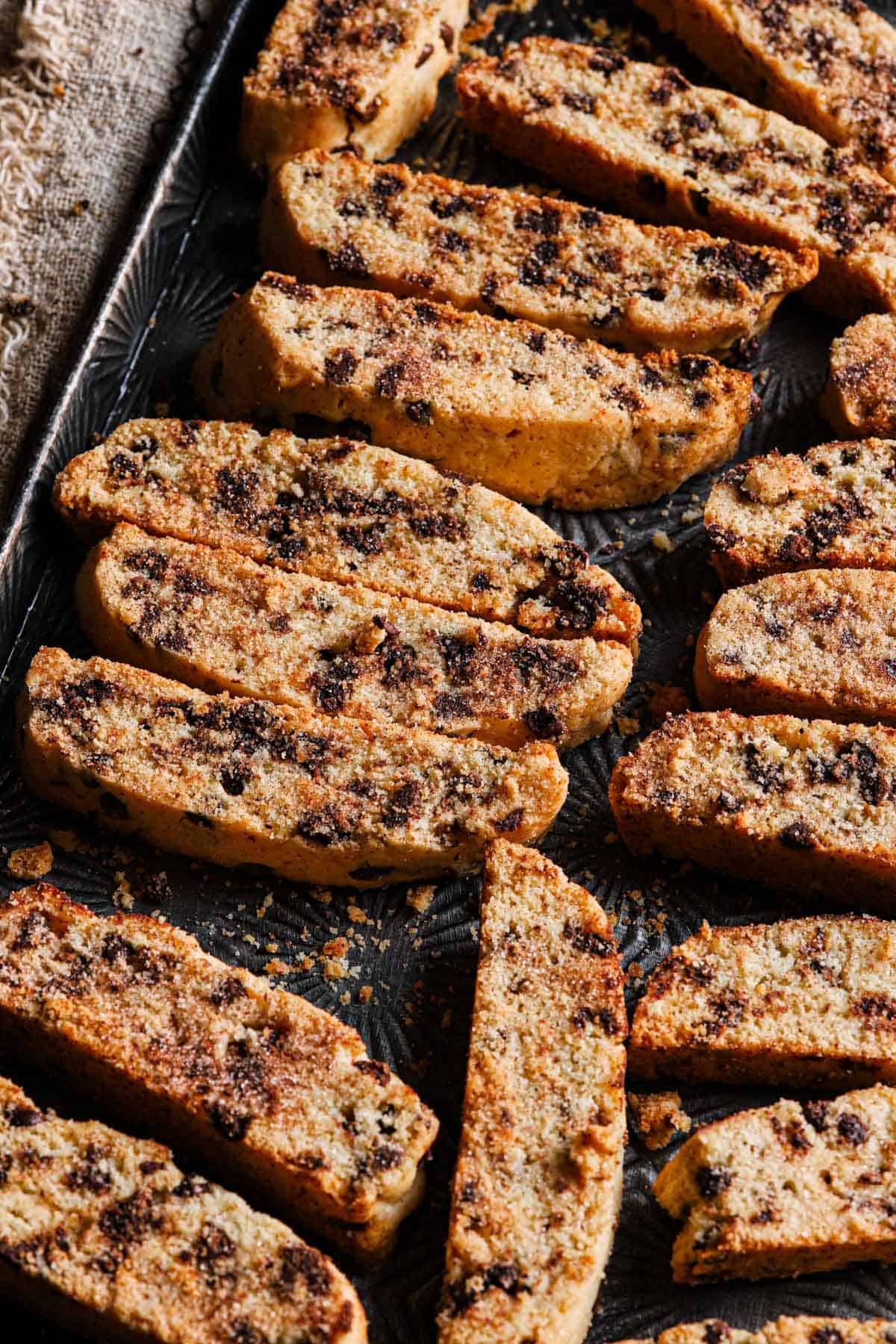 Jewish biscotti cookies coated with cinnamon sugar.