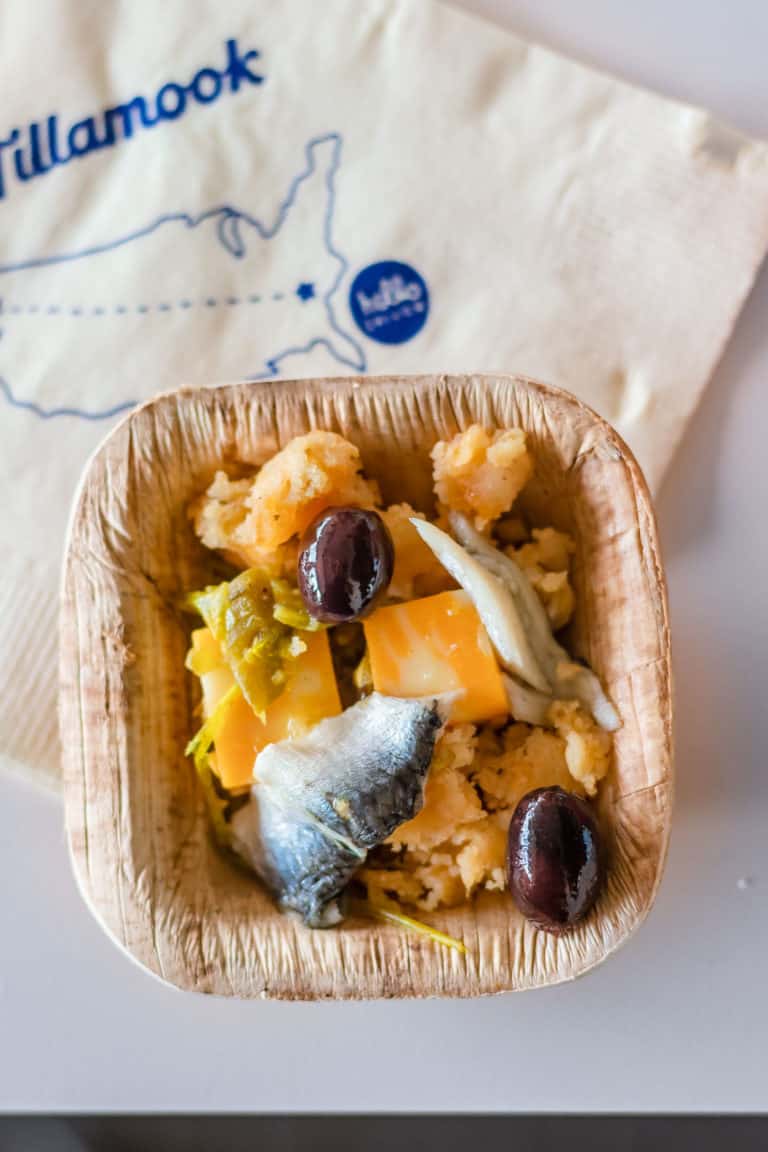 Cheese Dip Bread with a easy and simple cheese dip recipe.