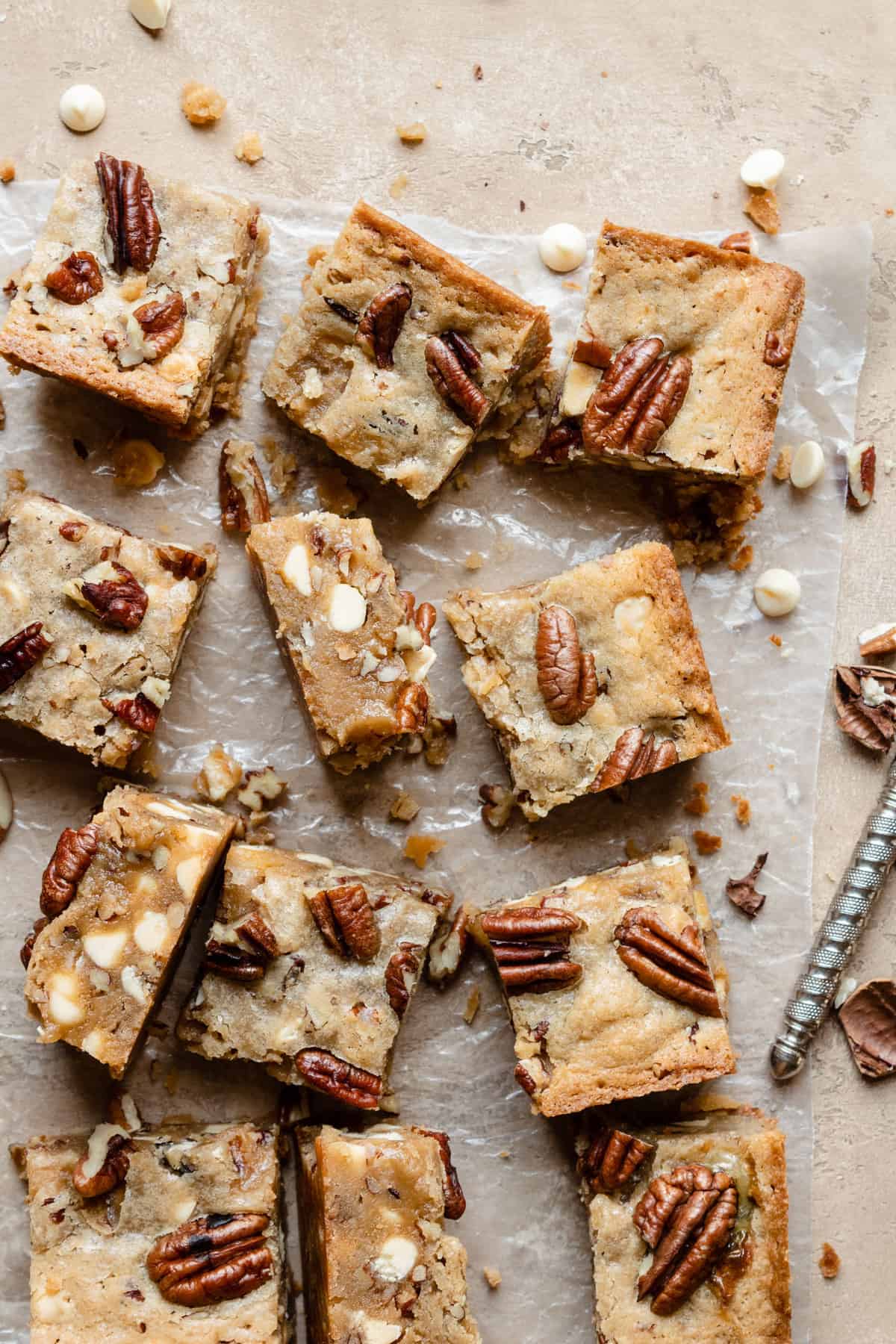 Easy white chocolate toasted pecans  chewy blondies recipe 