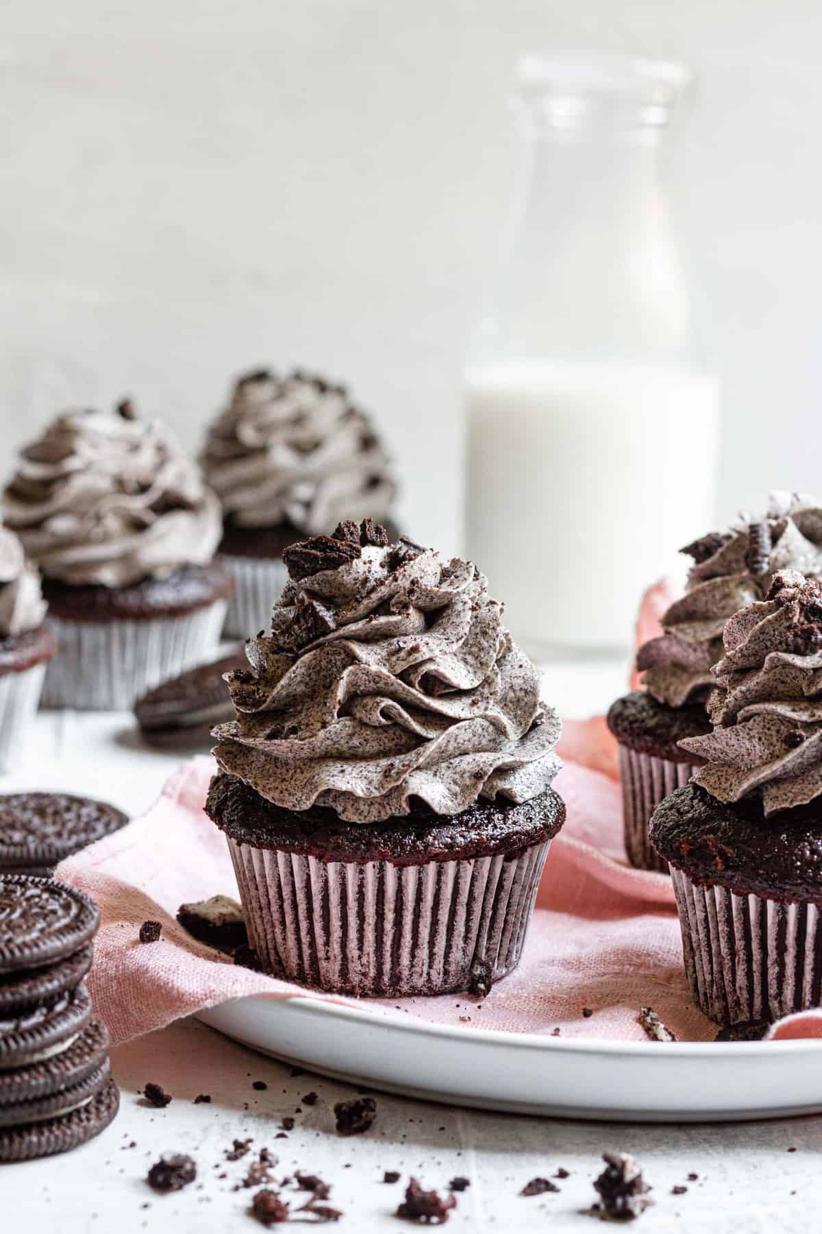 oreo cupcakes topped with oreo buttercream