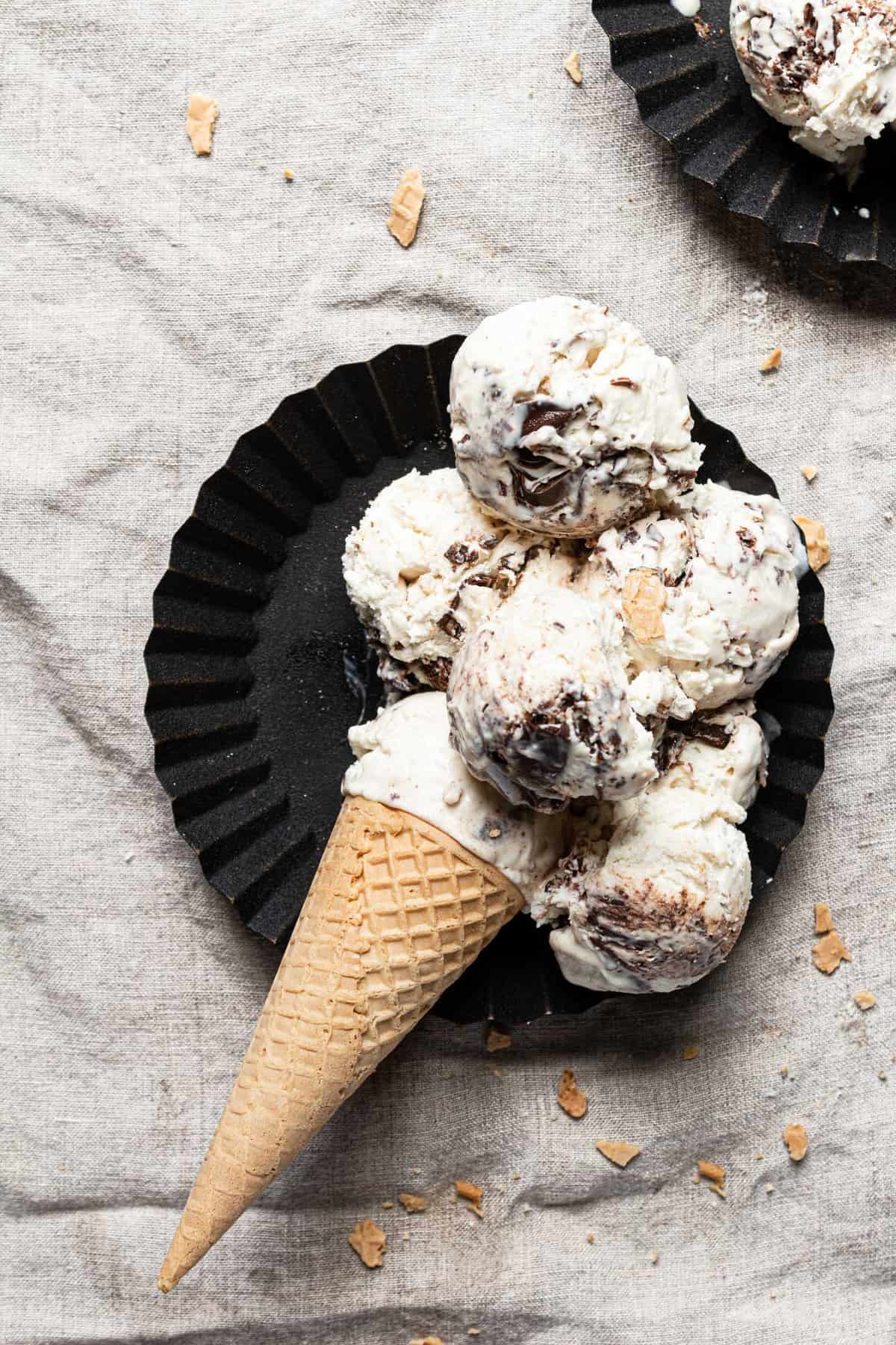 tahini chocolate ice cream 