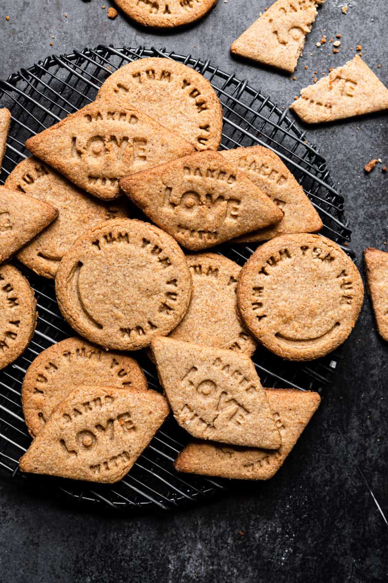 Rye Brown Butter Shortbread Cookies