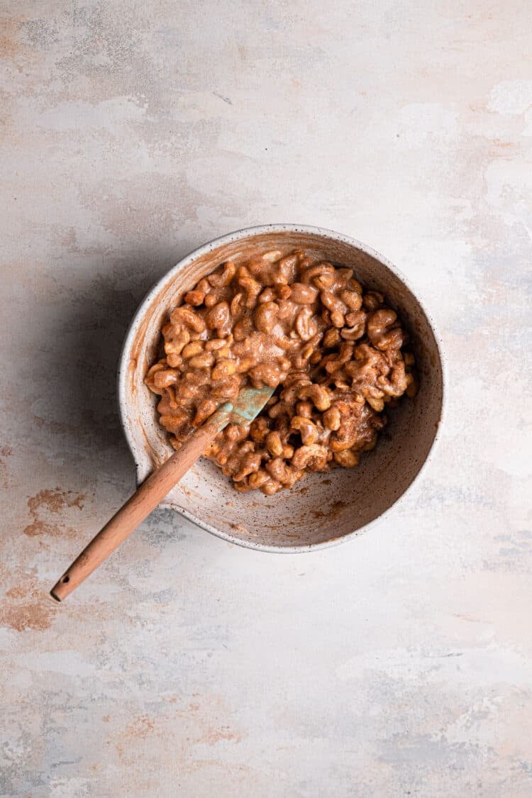 Candied Cashews Super fast and super easy recipe.