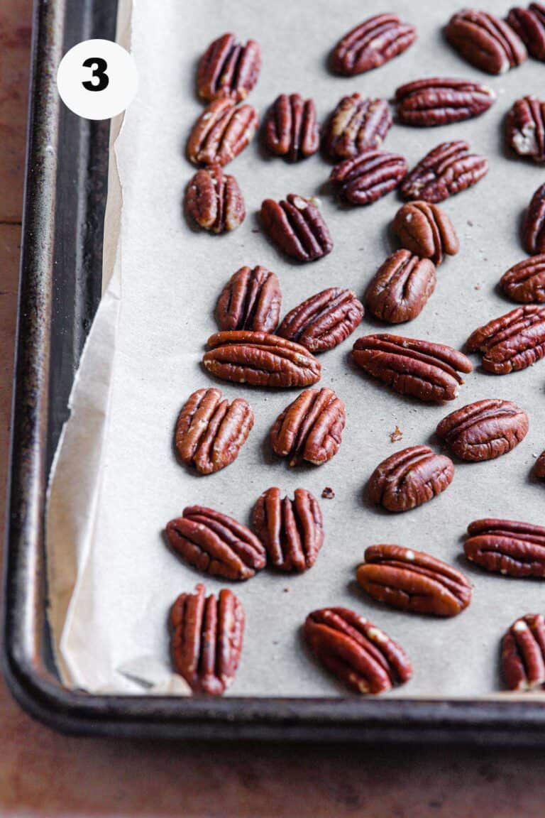 How to toast pecans in 3 ways, recipe and tips