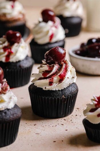 cropped-Black-forest-cupcakes.jpg
