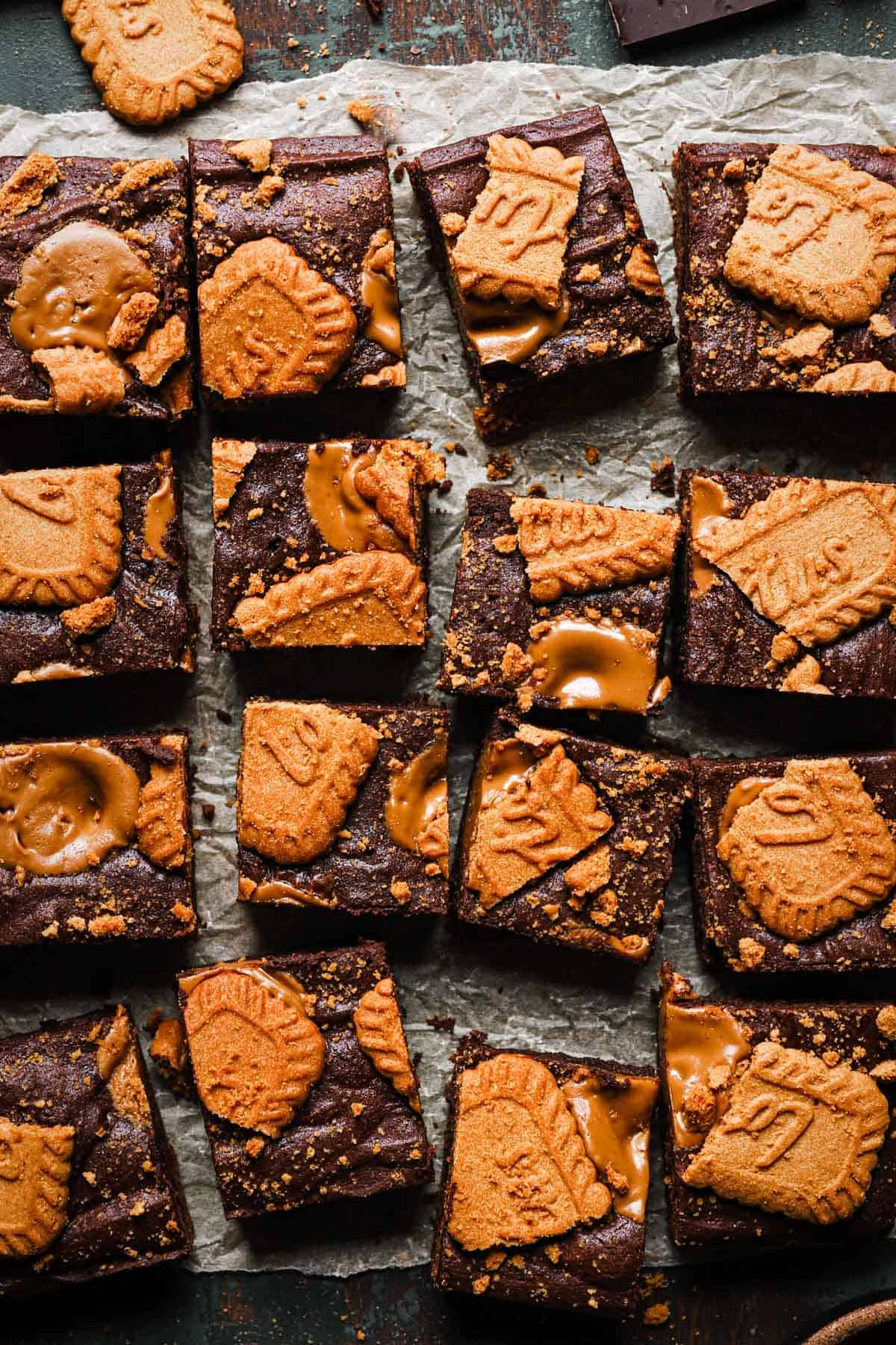 sliced Biscoff brownie bars