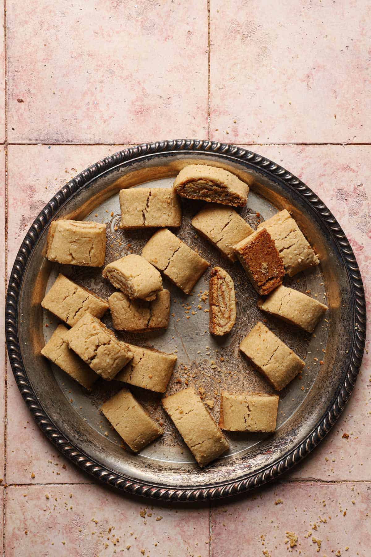 cookies filled with biscoff cookie spread in a plate.