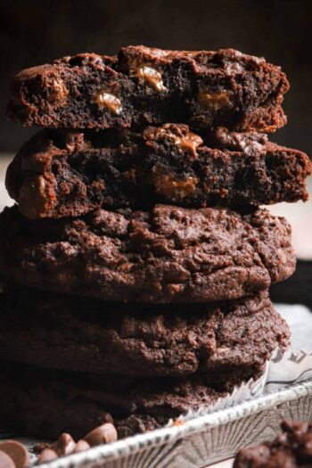 cropped-Chocolate-Drop-Cookies.jpg