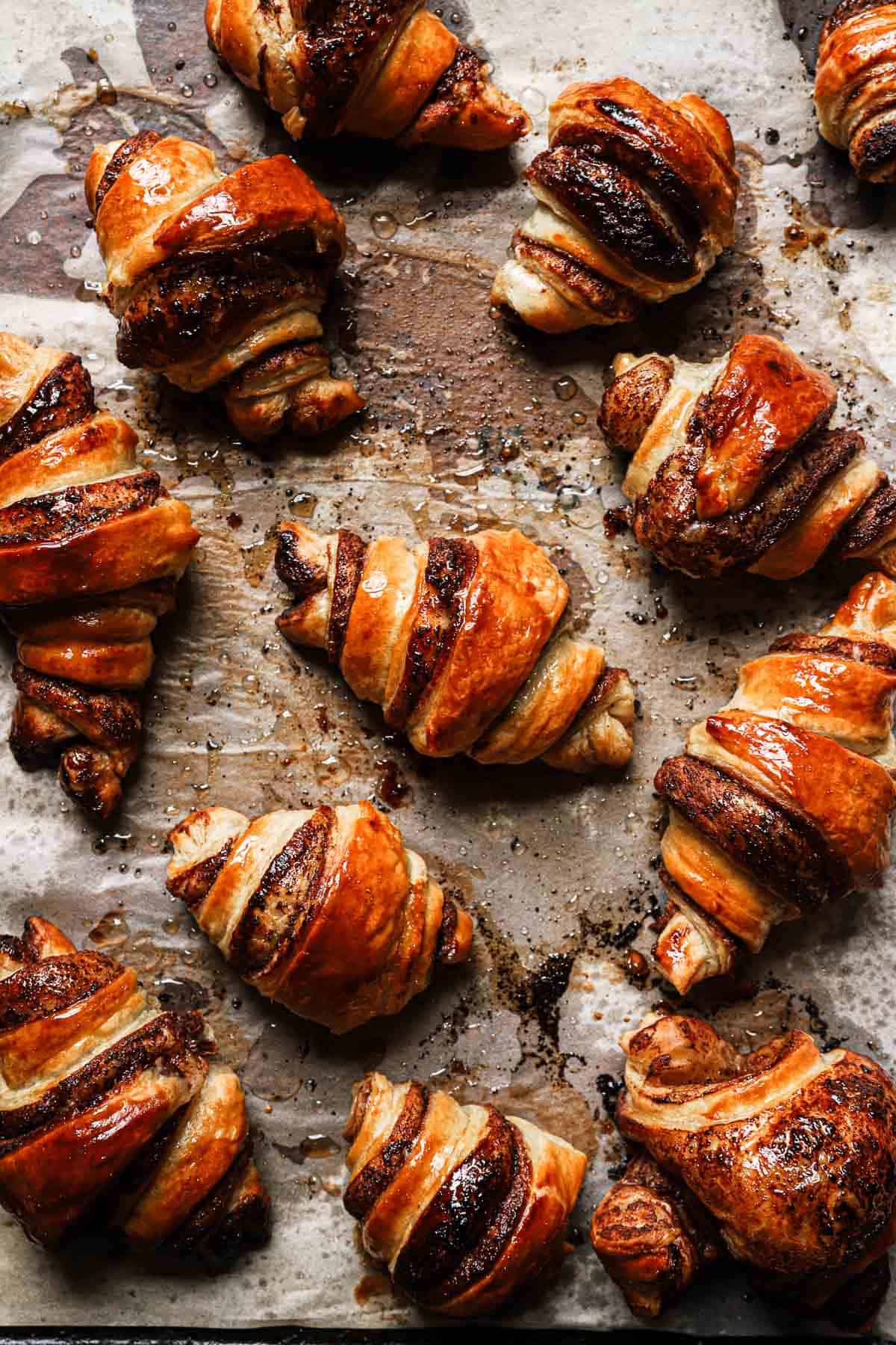 chocolate puff pastry croissants (rugelach)