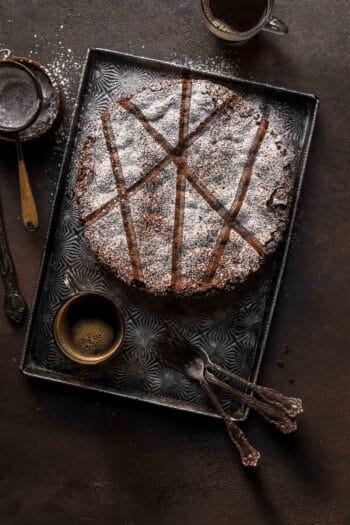 italian chocolate almond cake