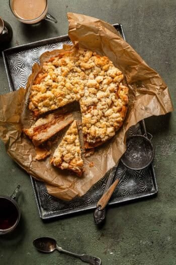 Polish autumn cake with coffee and powdered suagr.