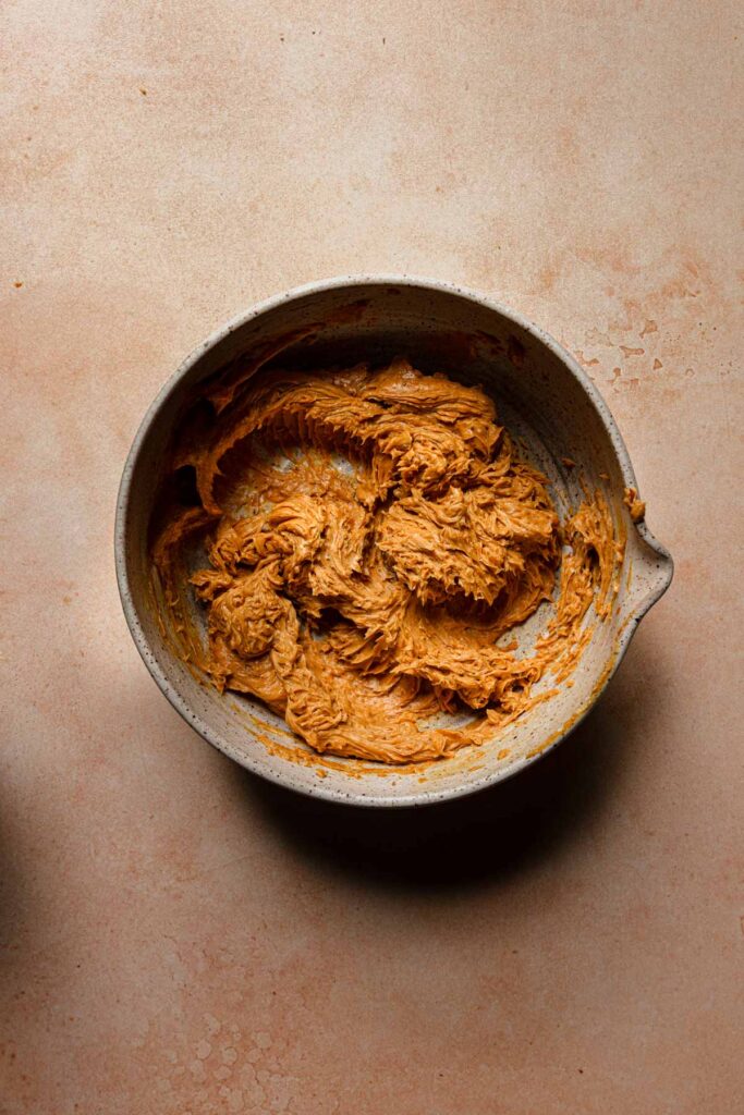 A bowl with pistachio caramel cream.