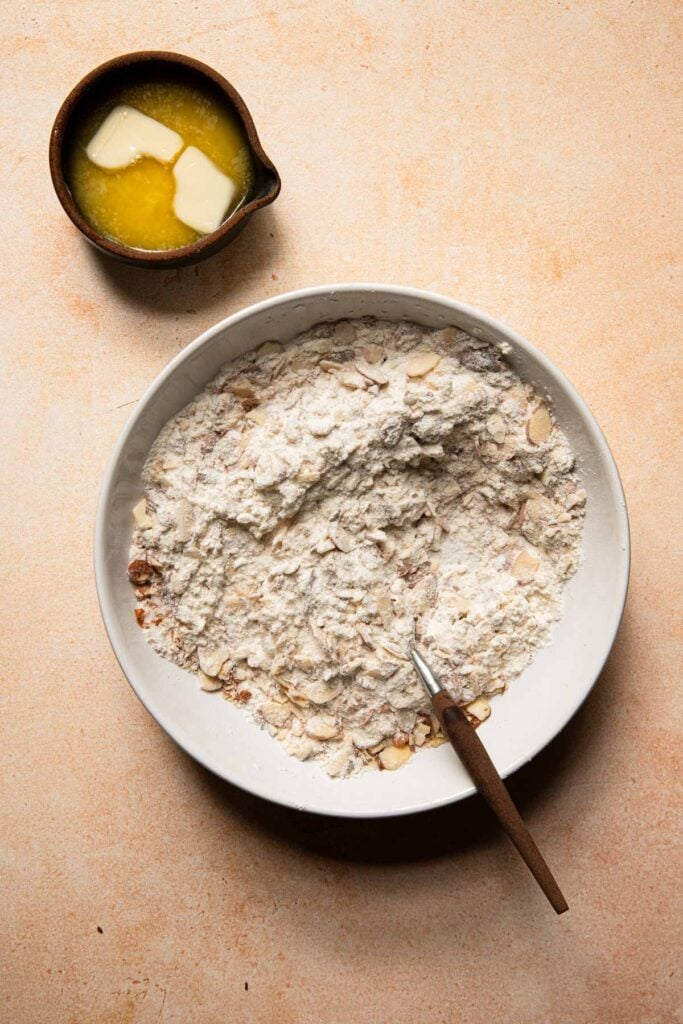 A bowl with flour and almond mixture.